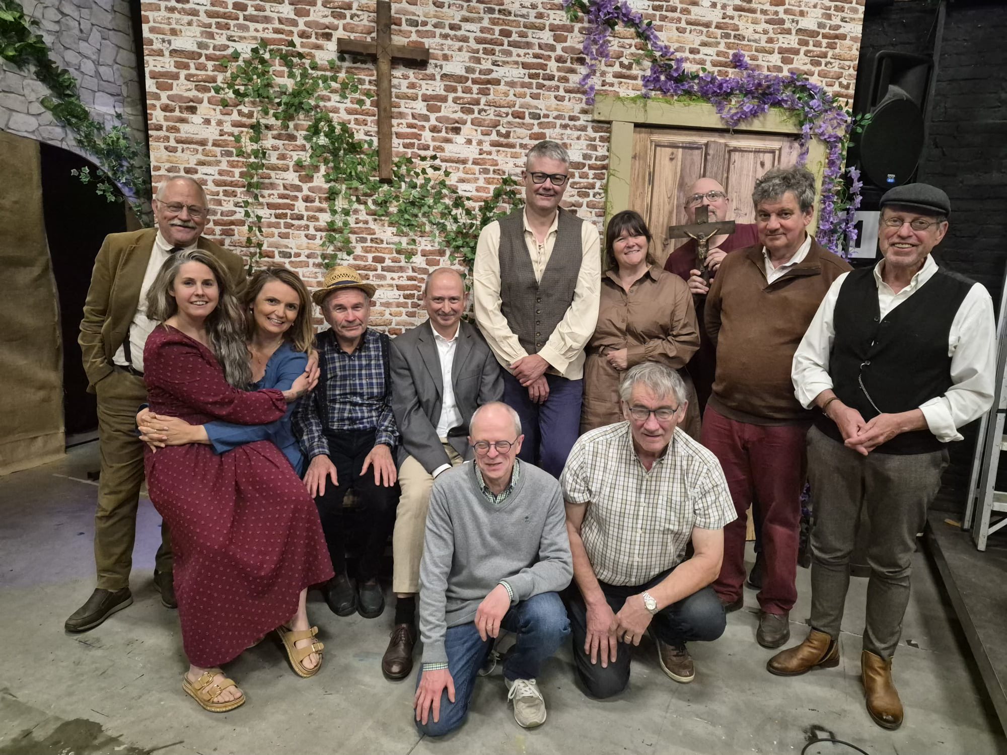 🎭 Zuid-Frankrijk komt tot leven bij Theater Barbara met de voorstelling Jean van Manon van Florette. De theatergroep pakt uit met haar derde productie van het seizoen, gebaseerd op de bekende romans van Maurice Pagnol en de beroemde films Jean de Floret…