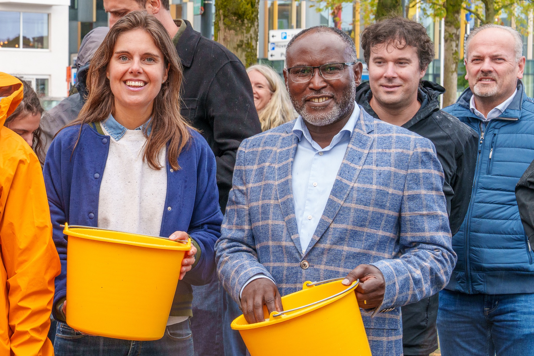 Standbeeld priester Daens krijgt poetsbeurt