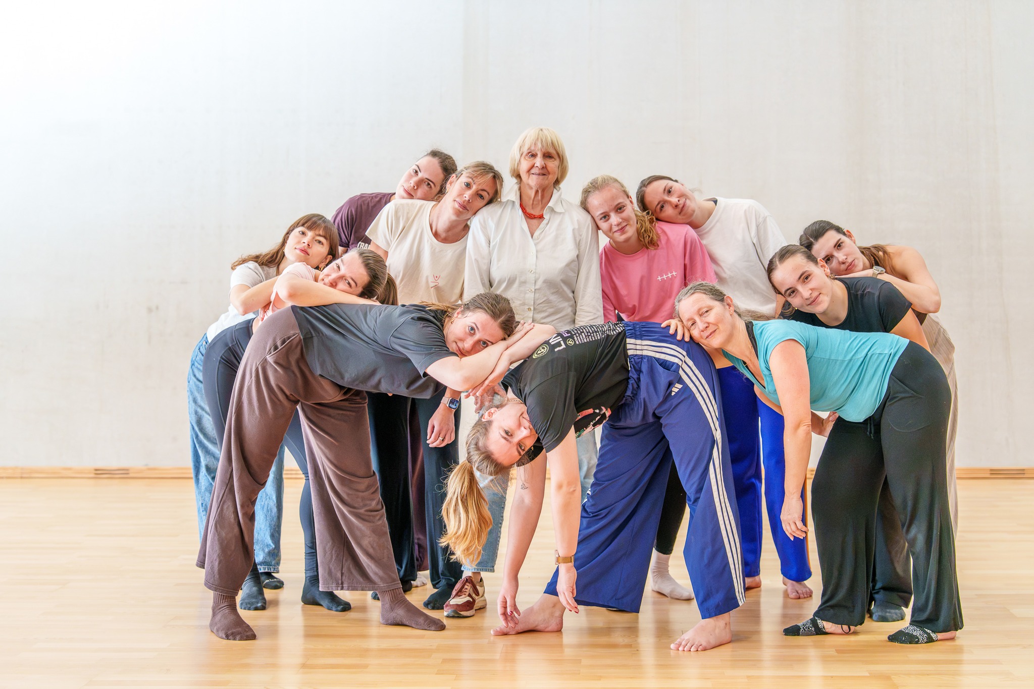 Dé Danscompagnie viert 30 jaar en kijkt vooruit naar halve eeuw dans in Aalst