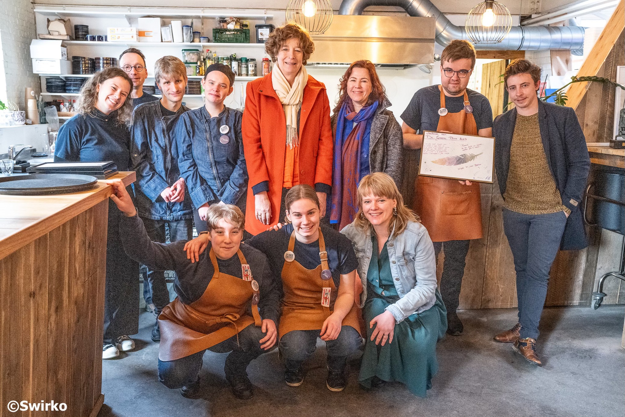 Vice-Premier Petra De Sutter (Groen) en Europarlementslid Sara Matthieu (Groen) op bezoek in Aalst.