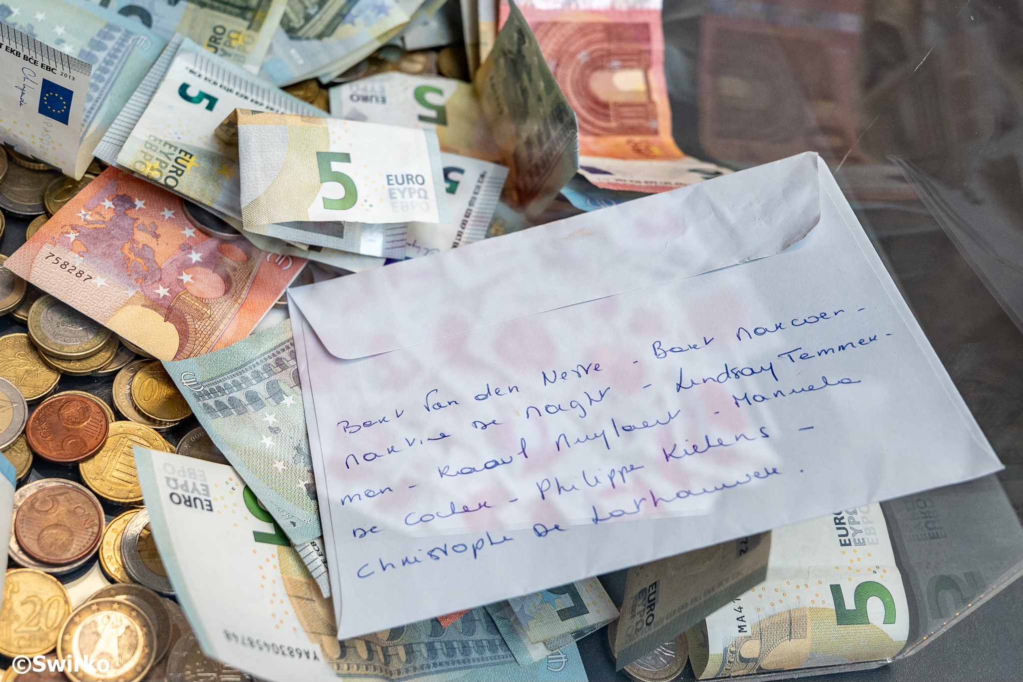 🎄 Aalst toont warm hart voor kinderen met inzamelactie 🤝✨