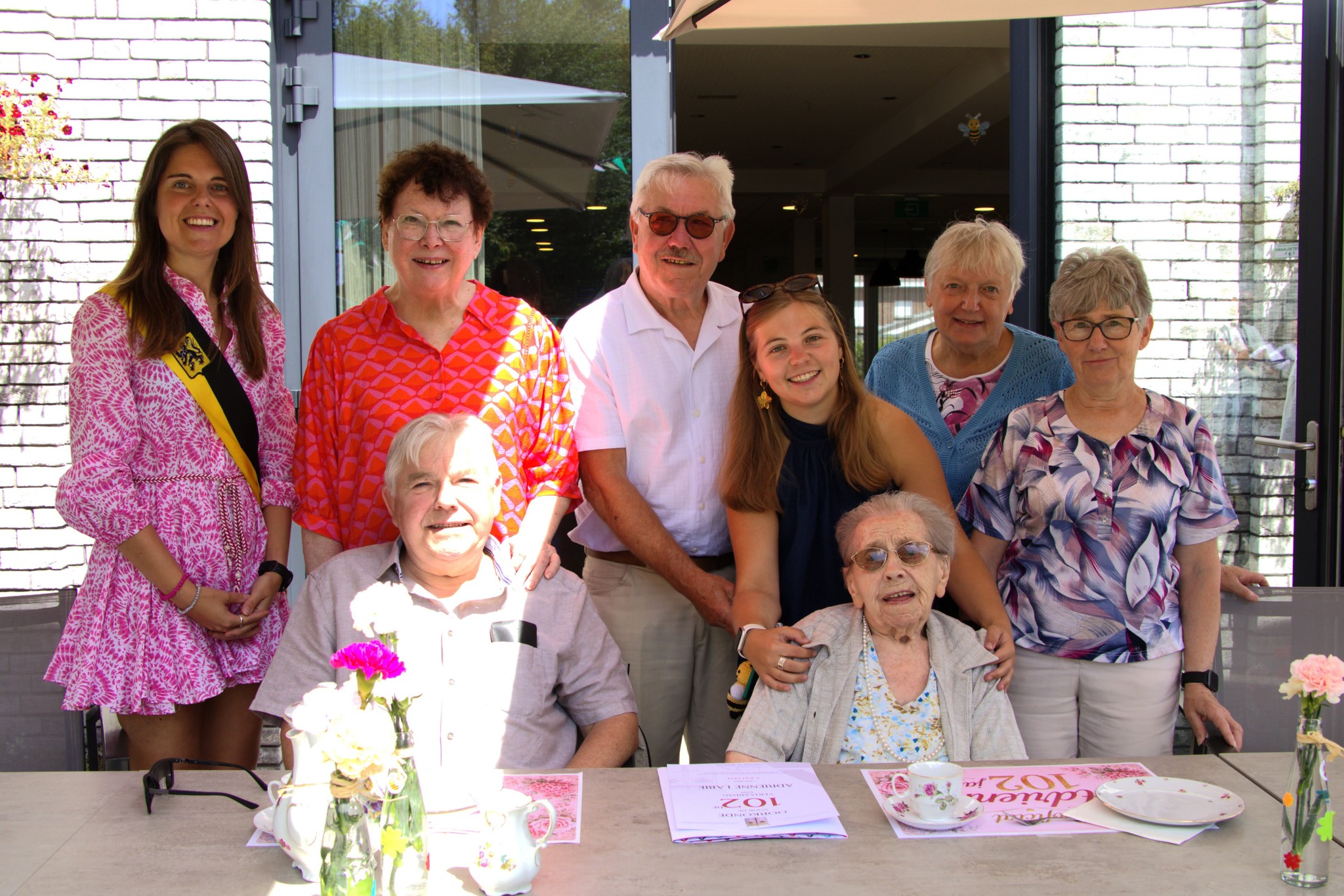 102 kaarsjes voor Adrienne tijdens bijzonder zomerkamp in WZC De Faluintjes