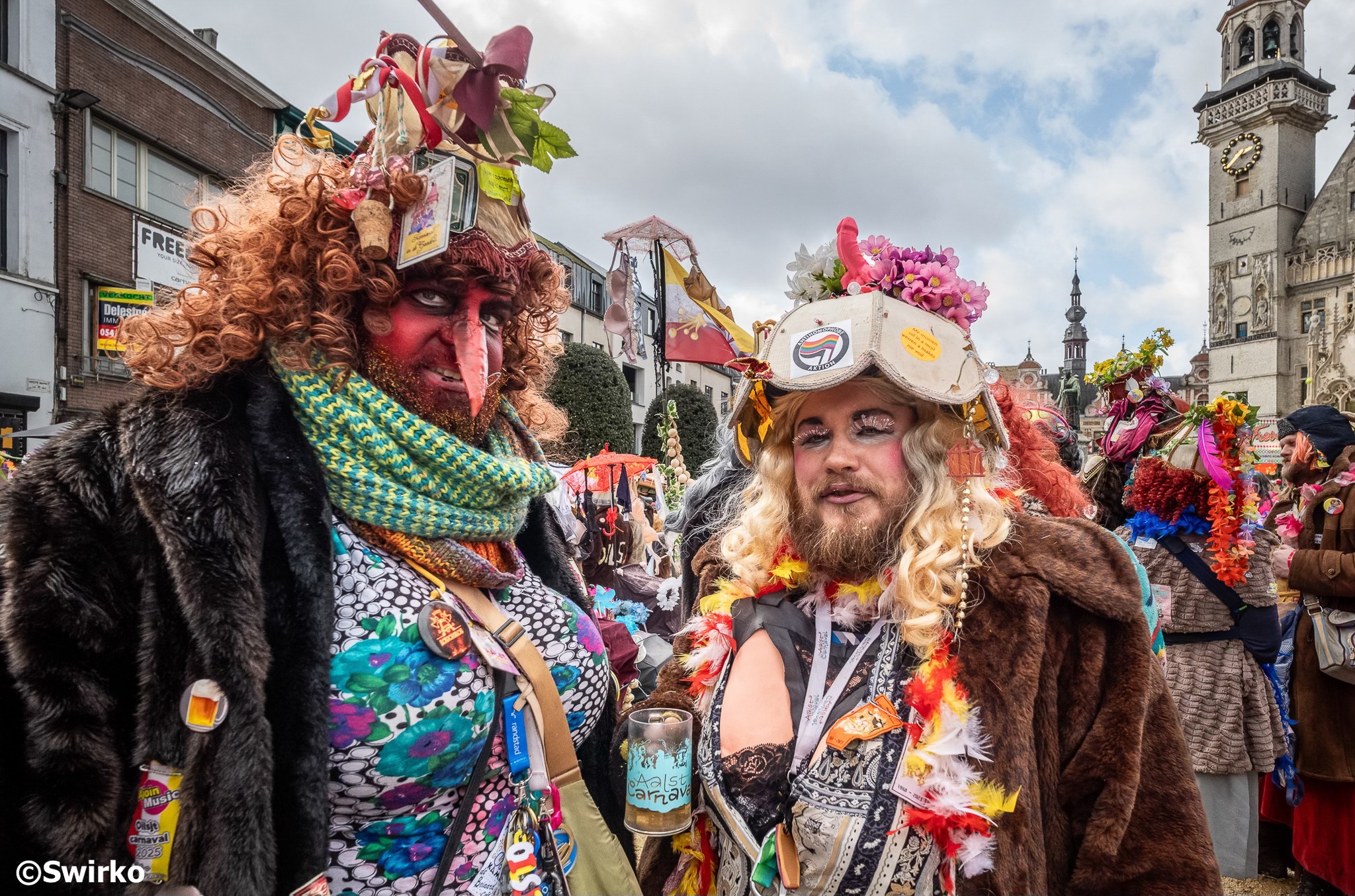Traditie leeft: Voil Jeanetten domineren laatste carnavalsdag 🎭