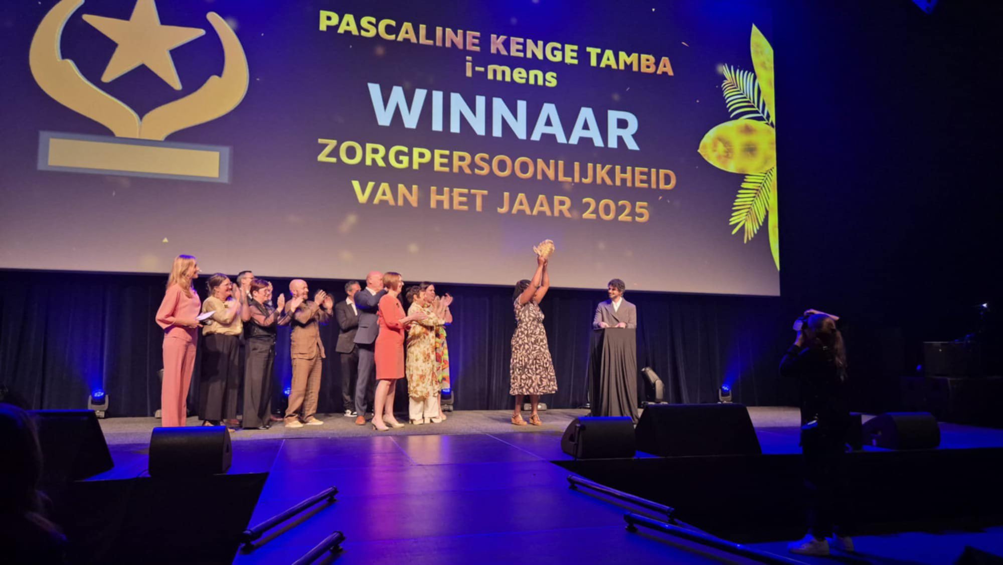 🌟 i-mens vzw viert Zorgpersoonlijkheid van het Jaar! 🌟