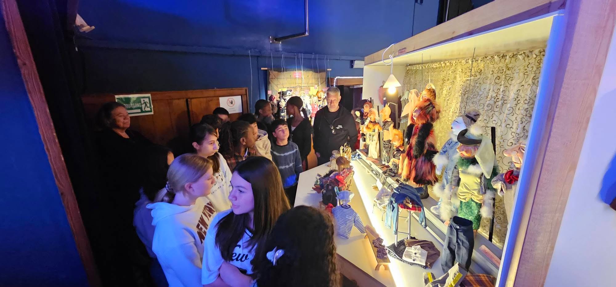 🎭 Aabazjoer viert 35 jaar met expo in Aalst! 🎉