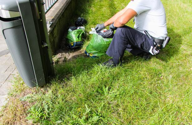 🚯 OVAM-zwerfvuilhandhavers trekken de straat op