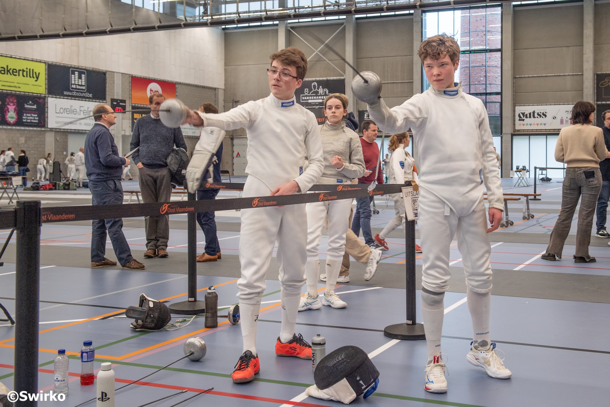 Scherma Aalst organiseerde zondag haar eerste succesvol tornooi in olympisch schermen voor de Vlaamse Schermbond VSB.