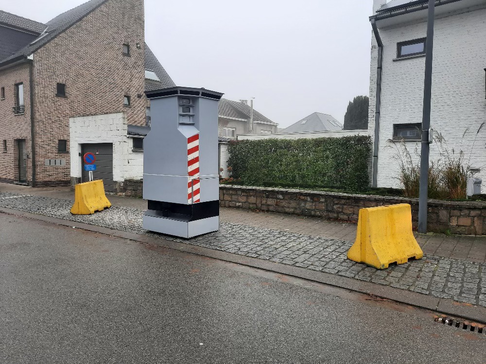 Sammeke trok door de mist richting Stevensveldstraat in Meldert om daar een week snelheid te controleren. 