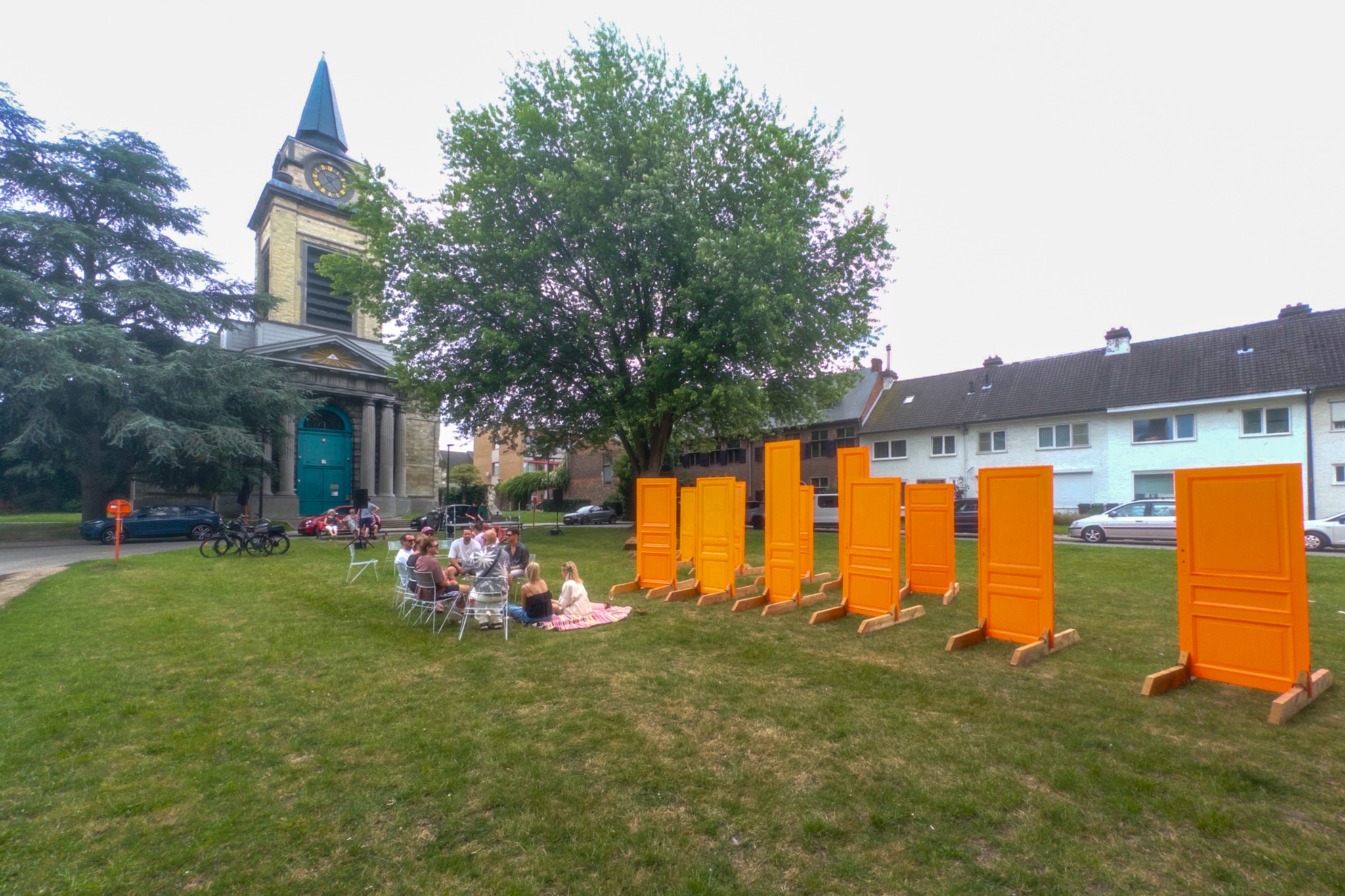 🚪🎨 'Open Doors' strijkt neer op het Begijnhof in Aalst