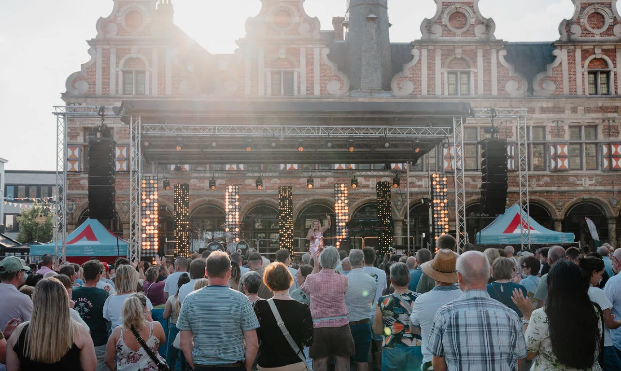 🎉 Aalst viert Vlaanderen Feest met Mathias Vergels en Willy Sommers