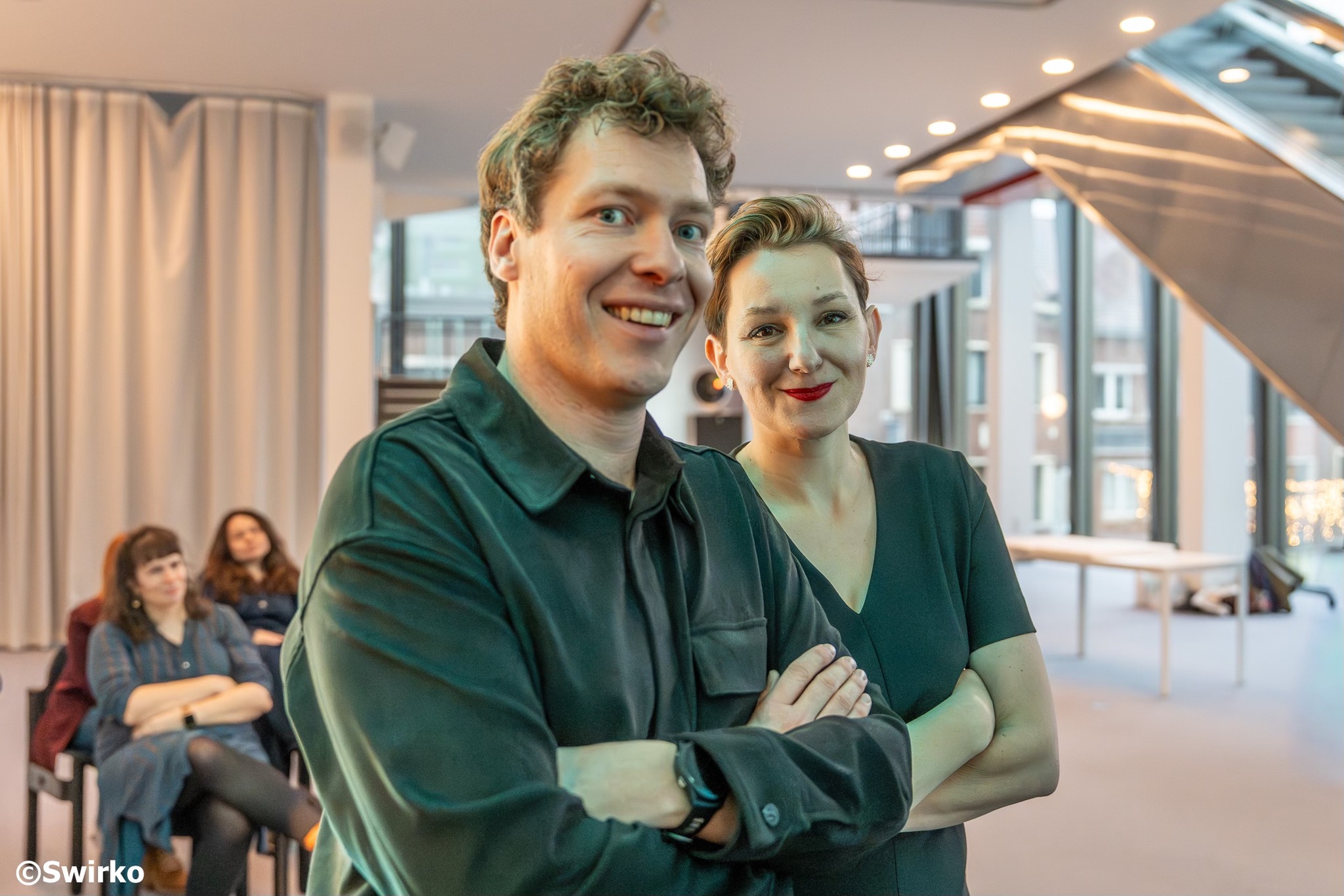 🎭 Filmmaker Nicolas Keppens ontwerpt carnavalsaffiche 2026 – De Gilles zorgen voor de verbrandingspop 🔥