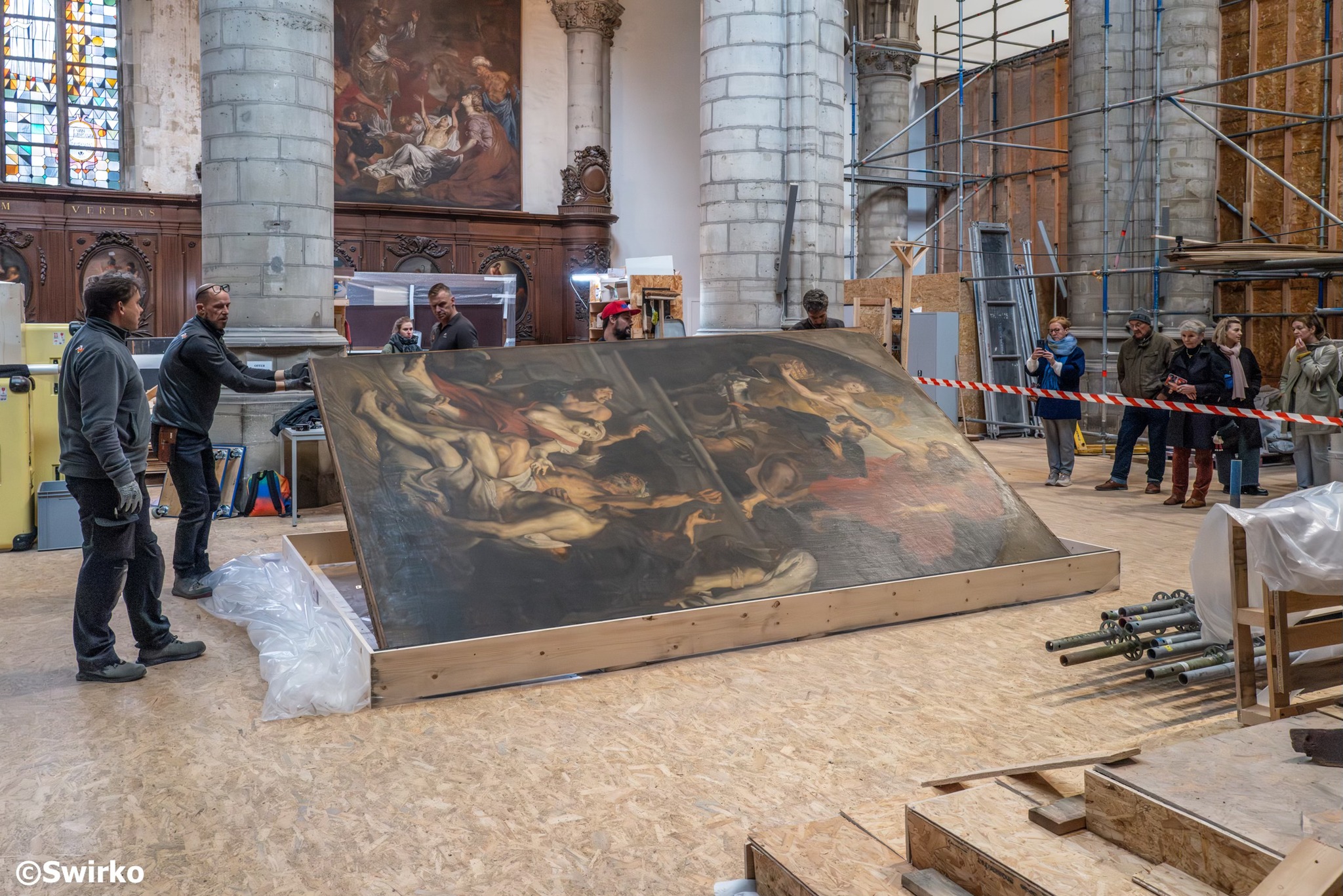 Afname en restauratie schilderijen Rubensaltaar. | Goeiedag Radio
