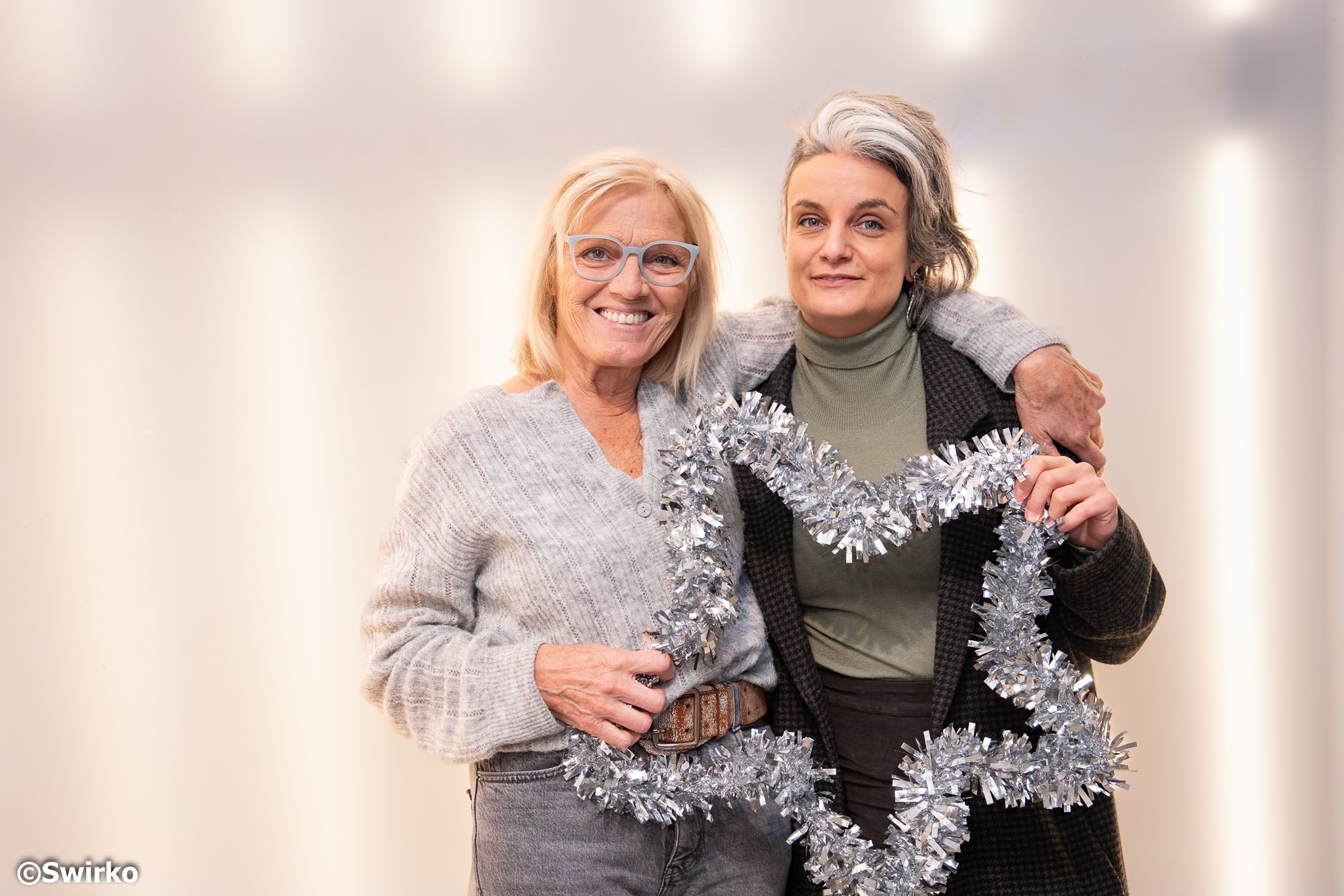 Winkelen in Aalst :✨ Aalst Twinkelt en de handelaars twinkelen mee! ✨ Op vrijdag 5 december openen we weer het traditionele kerstseizoen in Aalst. En geloof ons: winkelen in Aalst wordt dit jaar nóg gezelliger. ✨ We brachten vandaag iets bijzonder naar e…