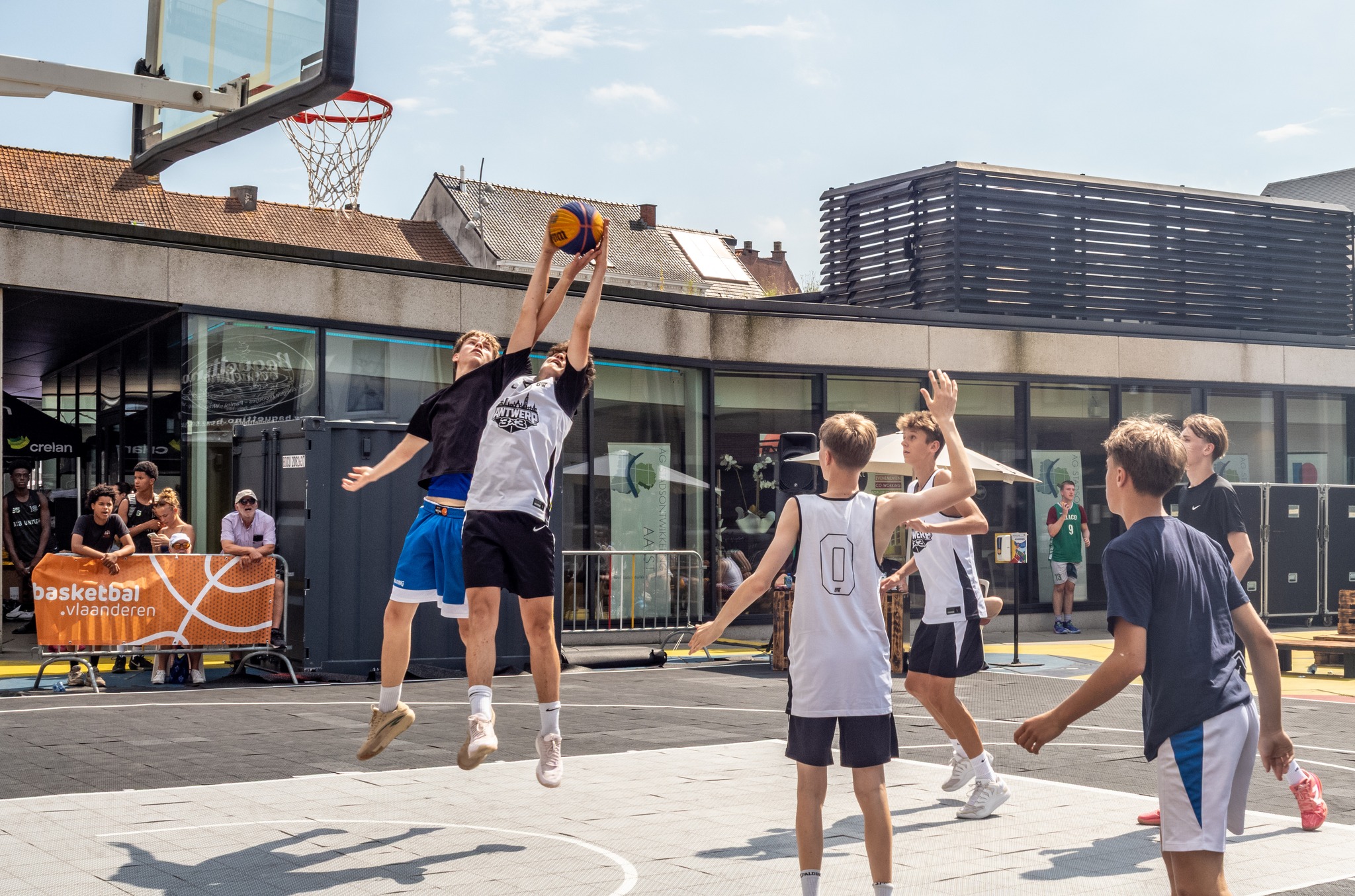 🏀 Hopmarkt Aalst was het decor voor spectaculaire Crelan 3x3 Masters
