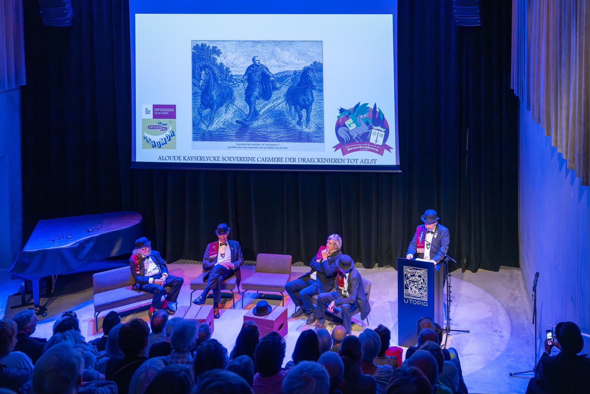 😂 Erfgoeddag in Aalst kreeg zondag een bijzondere invulling met een indrukwekkende Draeckenierentopdag als één van de blikvangers. Bezoekers konden genieten van een historisch en wetenschappelijk sterk uitgewerkte tentoonstelling rond Dendervondsten, aa…