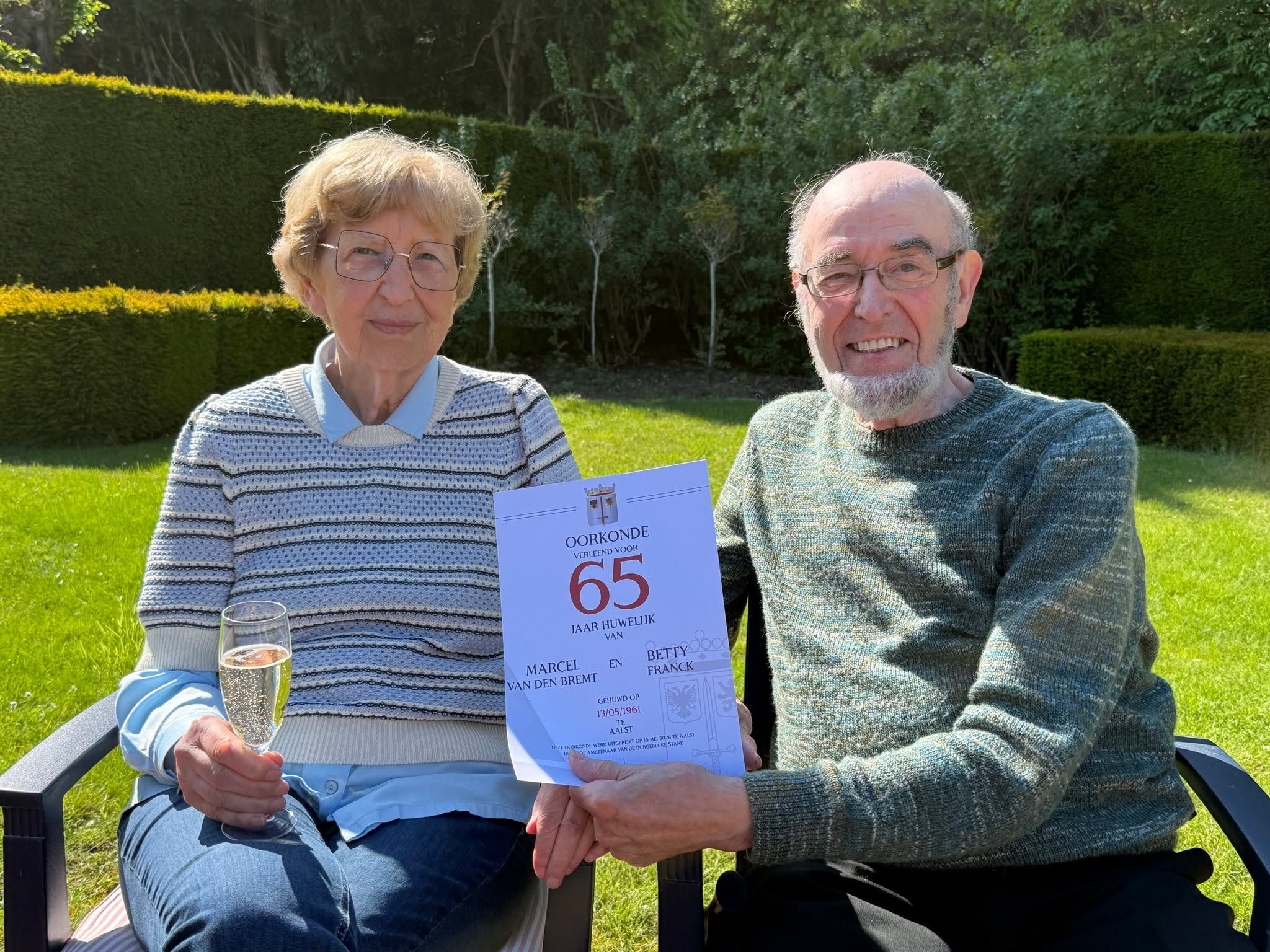 💍 65 jaar liefde: Marcel en Betty vieren briljanten huwelijksjubileum in Nieuwerkerken