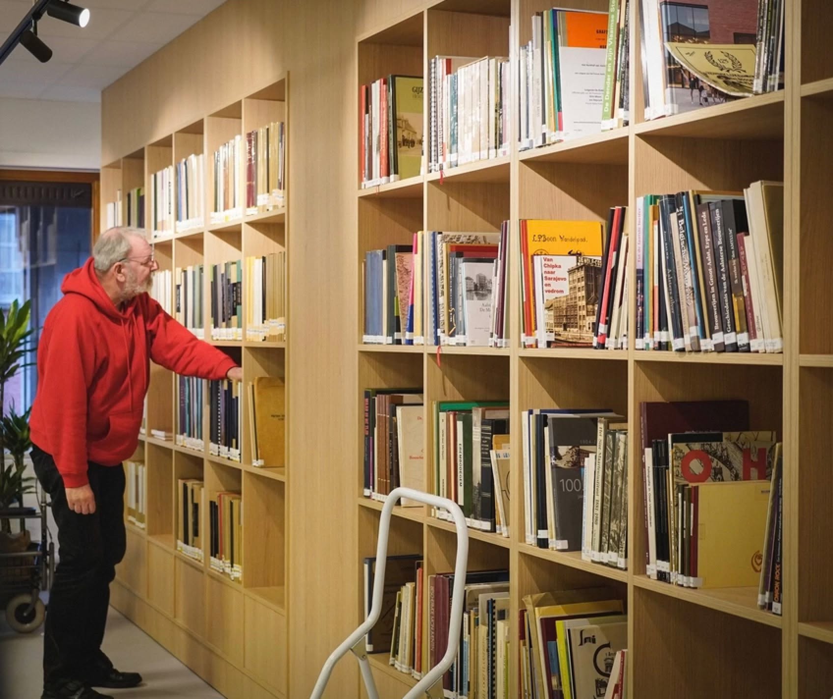 De leeszaal van het Stadsarchief Aalst opende vanmorgen opnieuw de deuren 📚✨