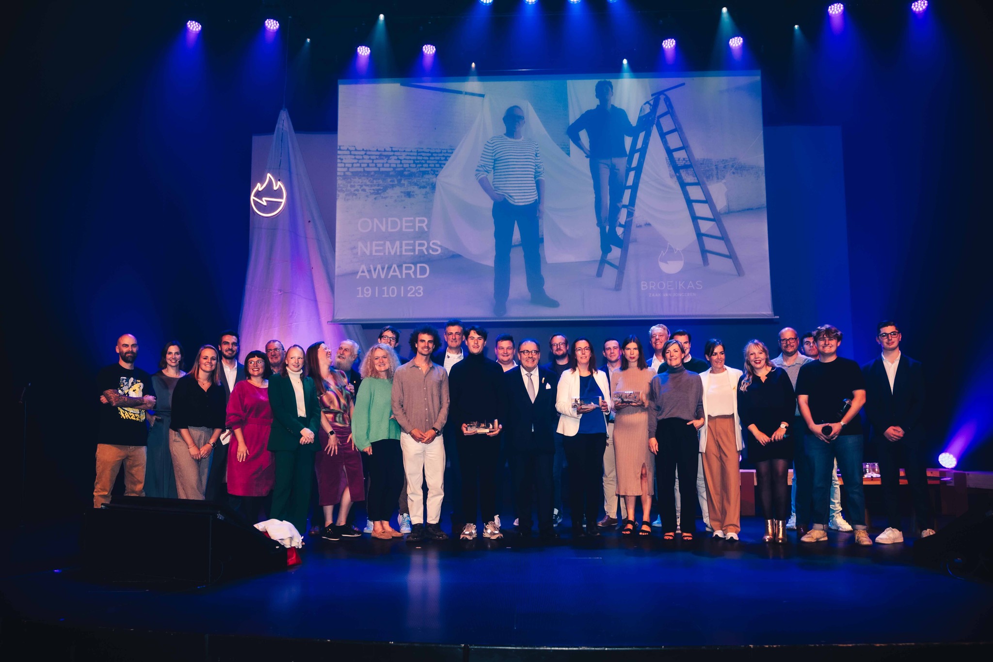 Konnekto heeft de jaarlijkse Ondernemersaward van Broeikas gewonnen, waarmee Ruth DeVreese de titel 'Ondernemer van het jaar 2023' heeft gekregen. 