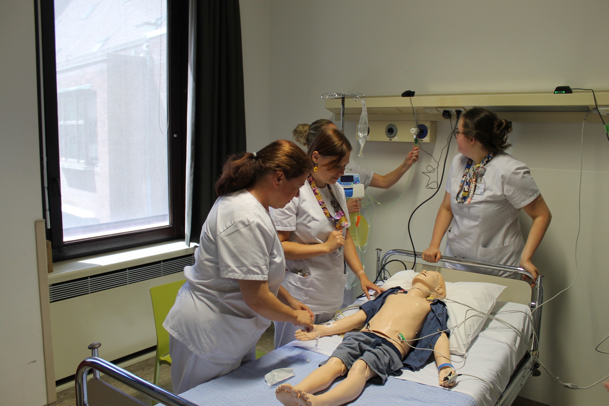 🏥 Primeur in Aalst: Odisee brengt simulatiecentrum naar AZORG voor nóg veiligere zorg