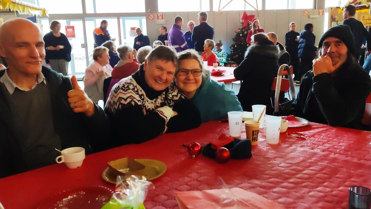 De Warmste Wijk’ zet onzichtbaar zieke buurtbewoners in Aalst in de kijker ❤️