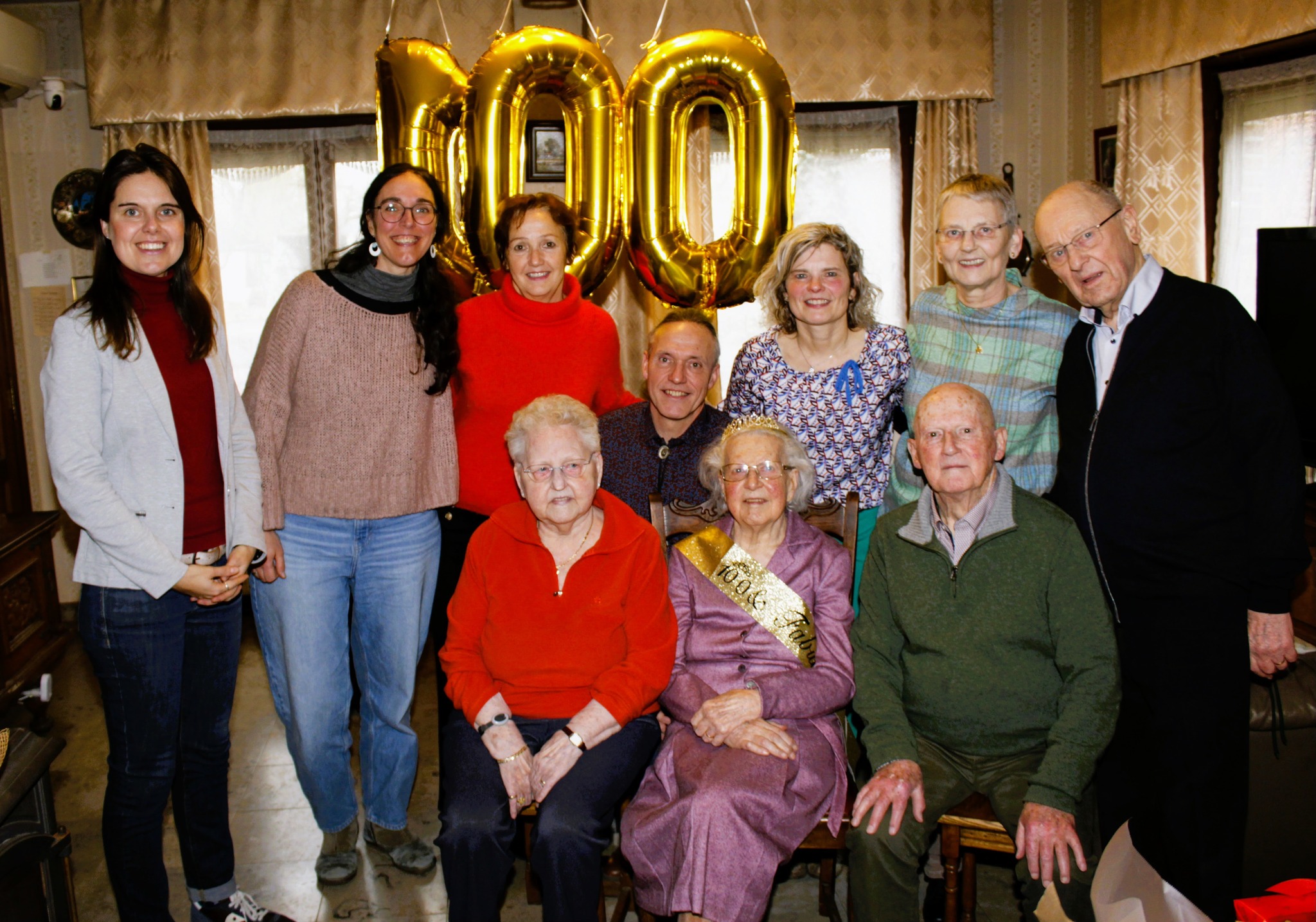 🎉 Yvonne viert haar 100ste verjaardag! 🎉