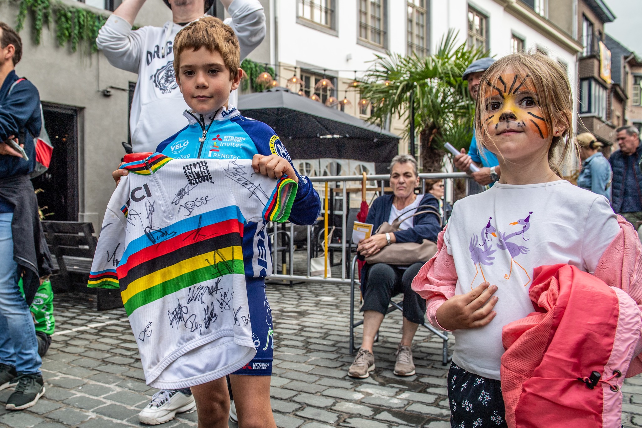 🚴‍♀️ Fiets mee met de Tourhelden tijdens het Kidscriterium in Aalst! 🚴‍♂️