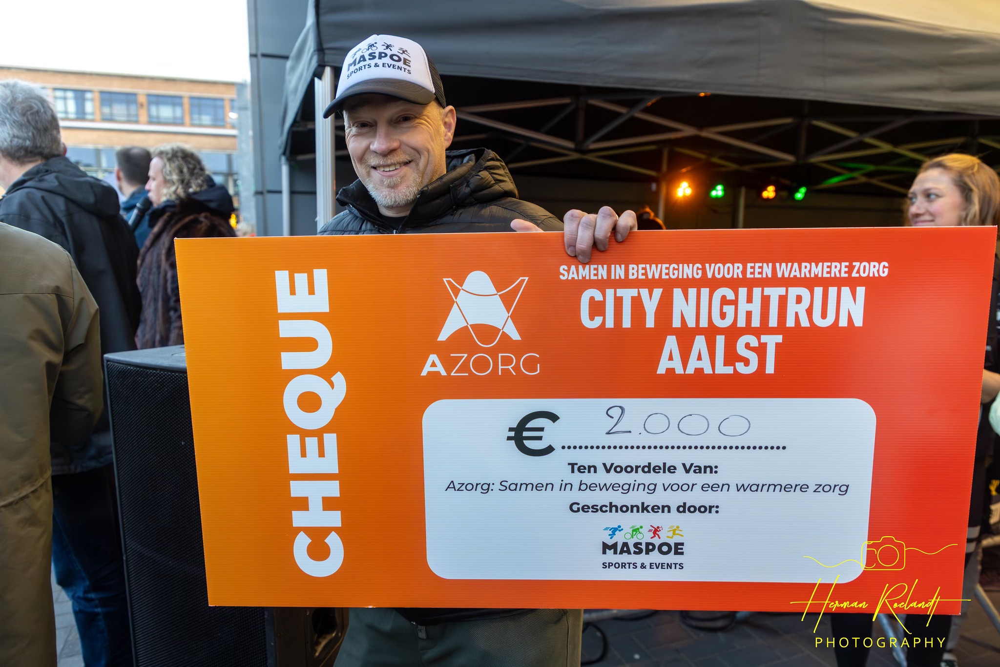 🏃‍♂️🌃 Recordeditie voor AZORG City Nightrun Aalst: 2.000 deelnemers beleven unieke nachtloop