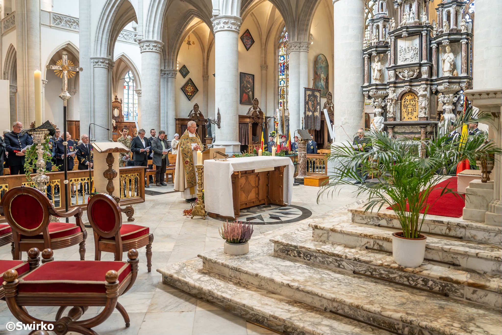 15 november Koningsdag – ook in Aalst, aan de Sint-Martinuskerk